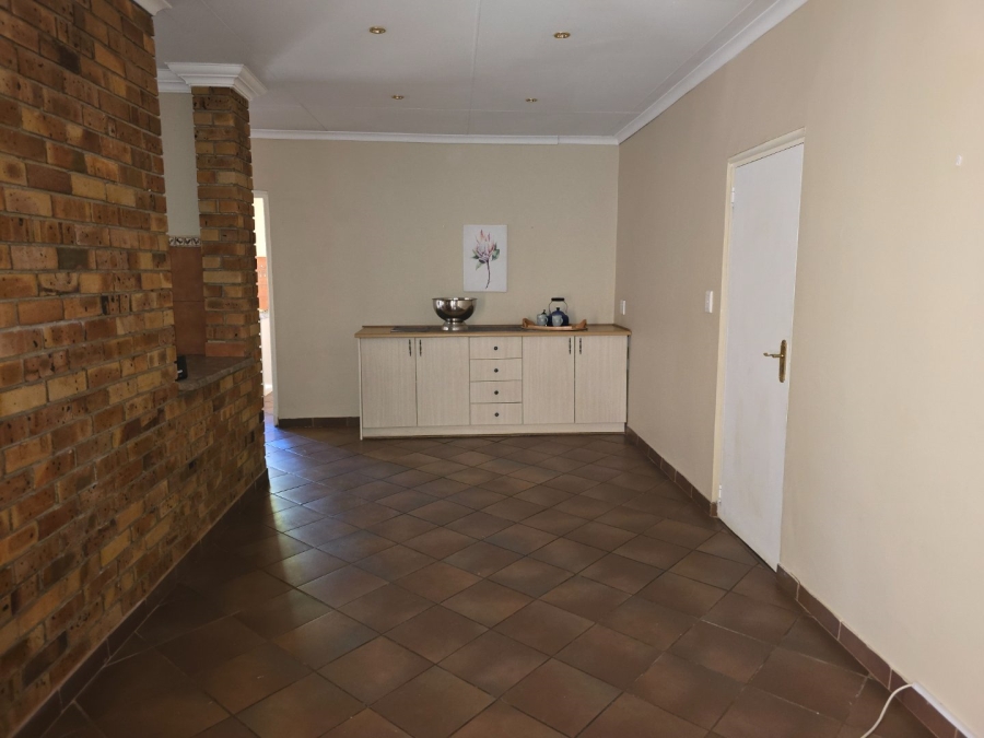 4 Bedroom Property for Sale in Dan Pienaar Free State